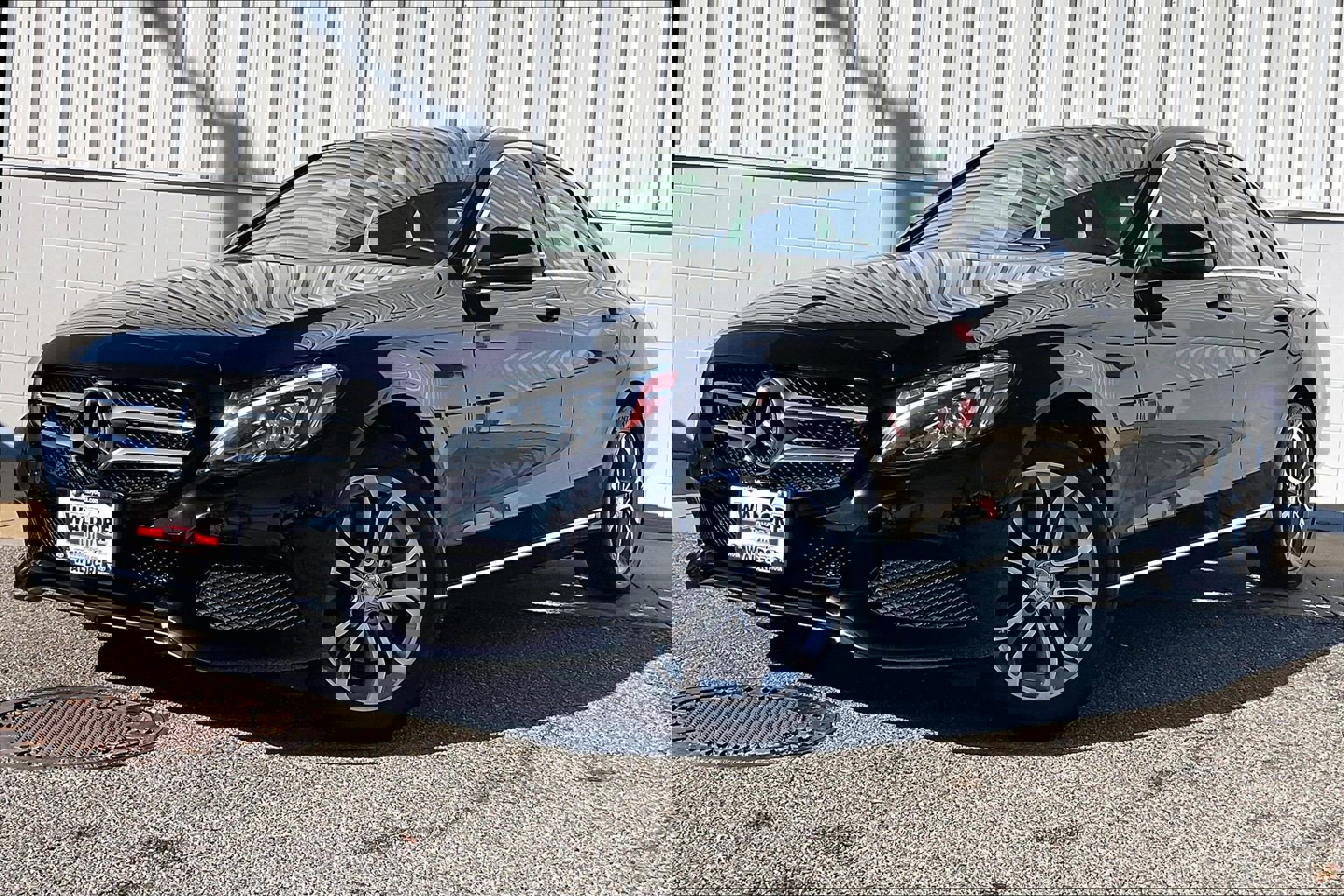 Used 2015 Mercedes-Benz C 300 4MATIC Sedan image 2