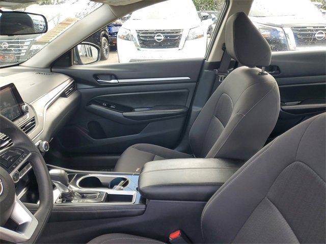 Used 2023 Nissan Altima 2.5 SV image 10