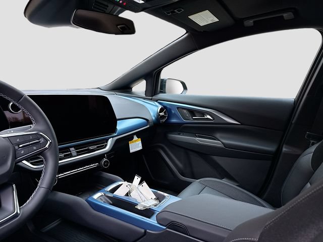 New 2026 Chevrolet Equinox EV LT AWD/4WD image 24