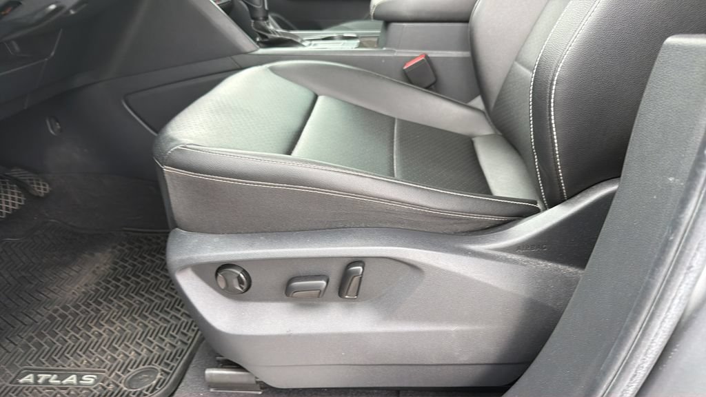 Certified 2023 Volkswagen Atlas SE FWD image 17