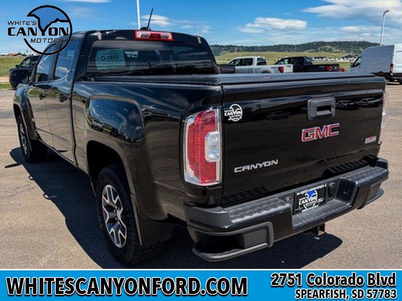 Used 2015 GMC Canyon SLE w/ All-Terrain Package AWD/4WD image 3
