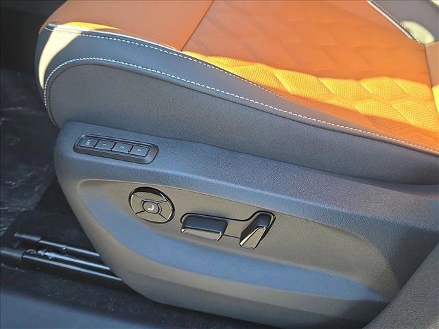 New 2026 Volkswagen Tiguan SEL R-Line image 7