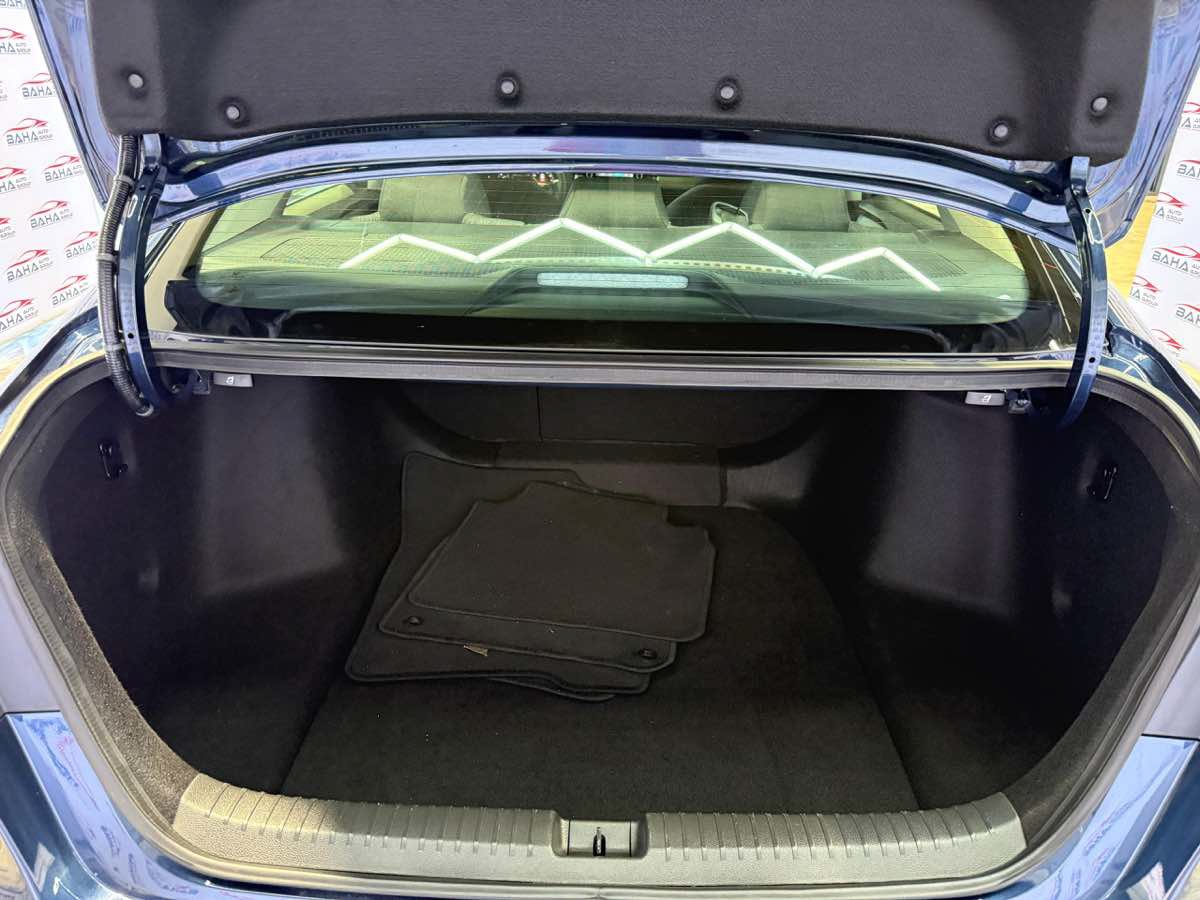 Used 2025 Honda Accord SE image 44