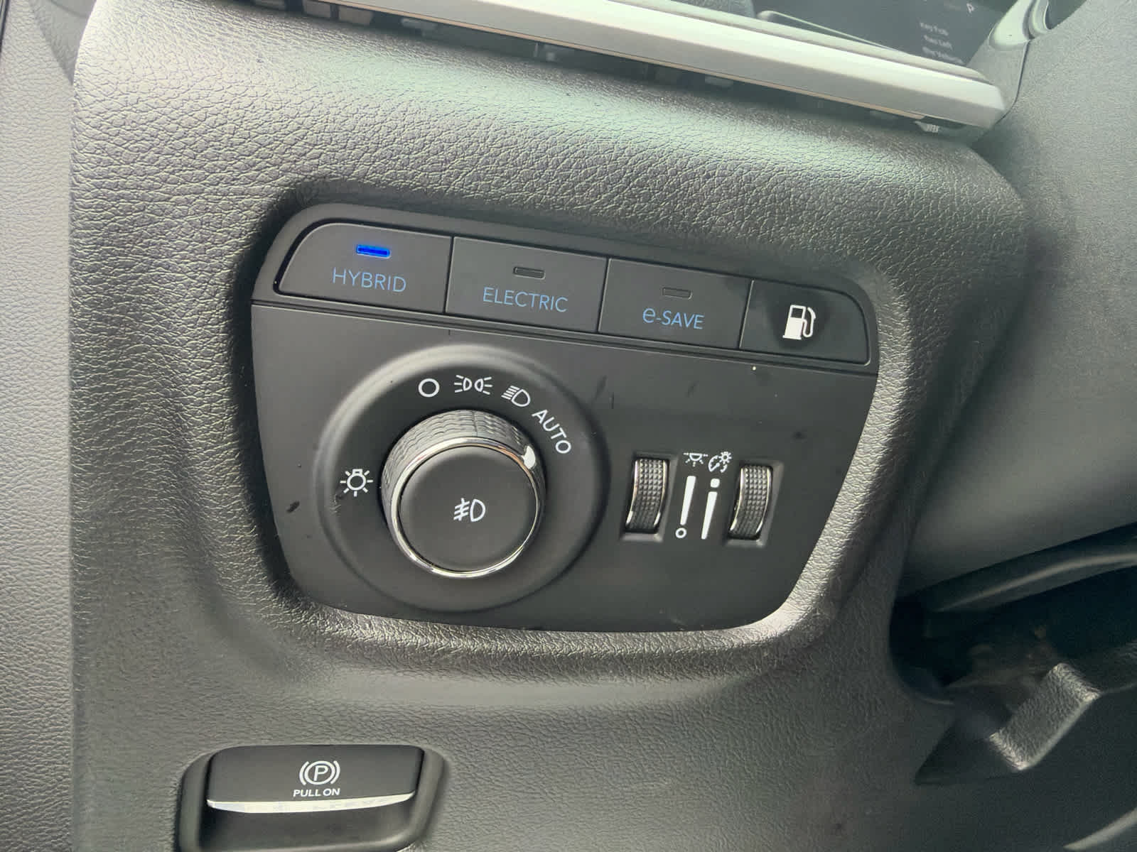 Used 2024 Jeep Grand Cherokee Limited 4xe AWD/4WD image 16