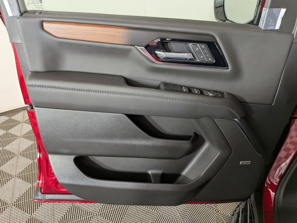 New 2026 GMC Yukon XL Denali AWD/4WD image 16