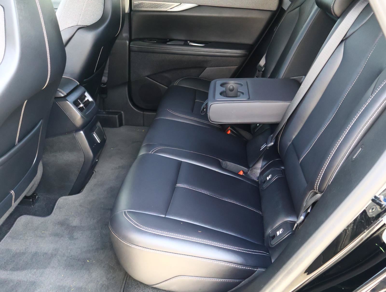 Certified 2025 Cadillac Optiq Sport 1 AWD/4WD image 25