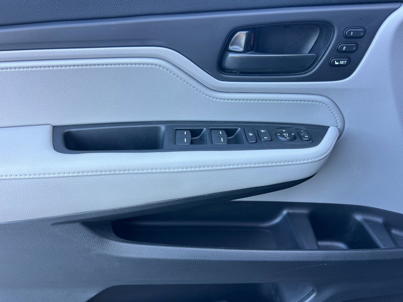 Used 2022 Honda Odyssey EX-L image 10