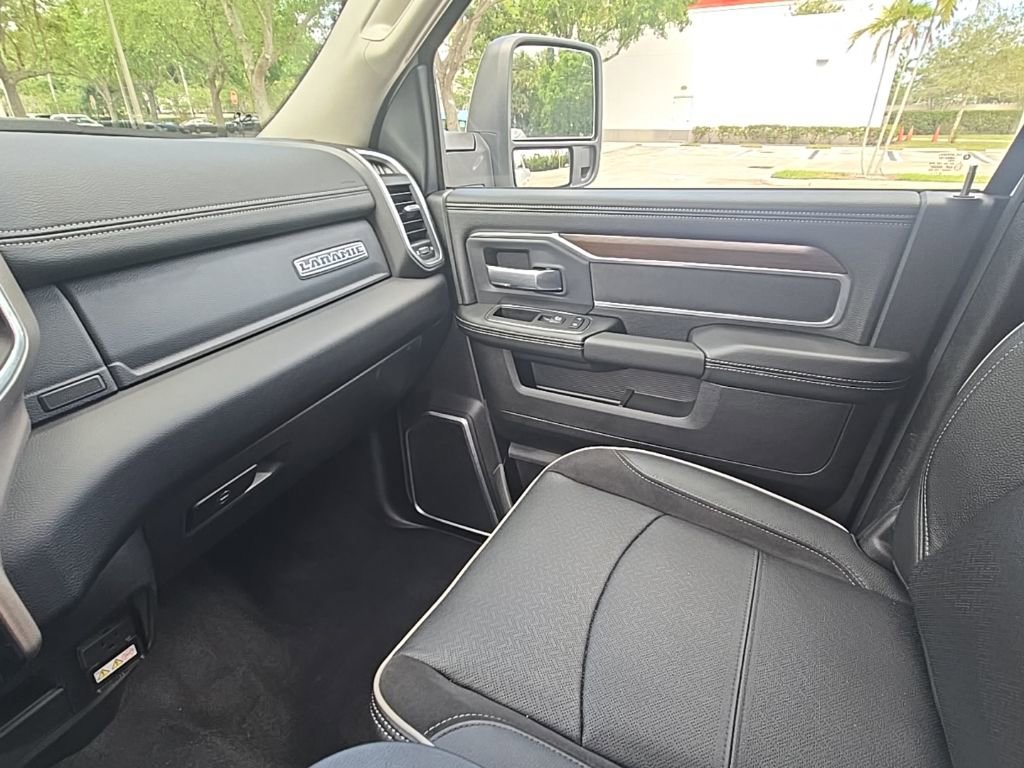 Used 2024 RAM 2500 Laramie image 26