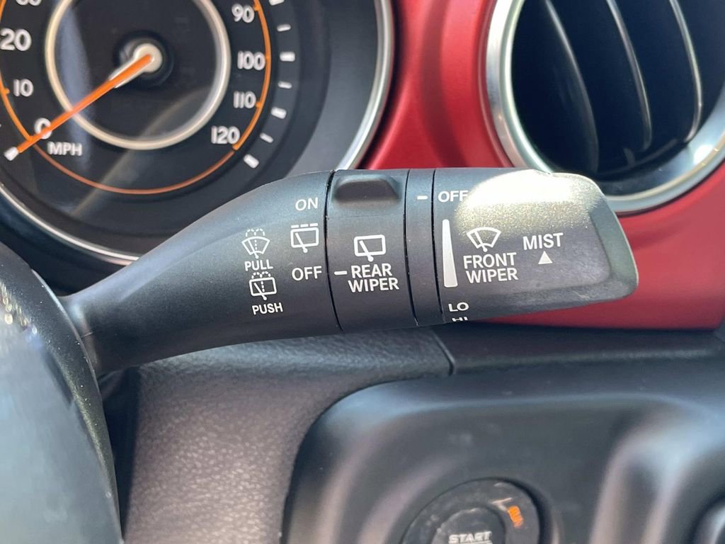 Used 2023 Jeep Wrangler Unlimited Rubicon image 38