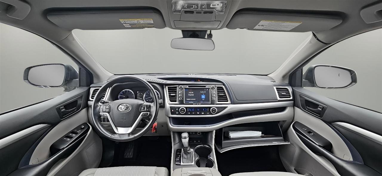 Used 2018 Toyota Highlander Plus image 13