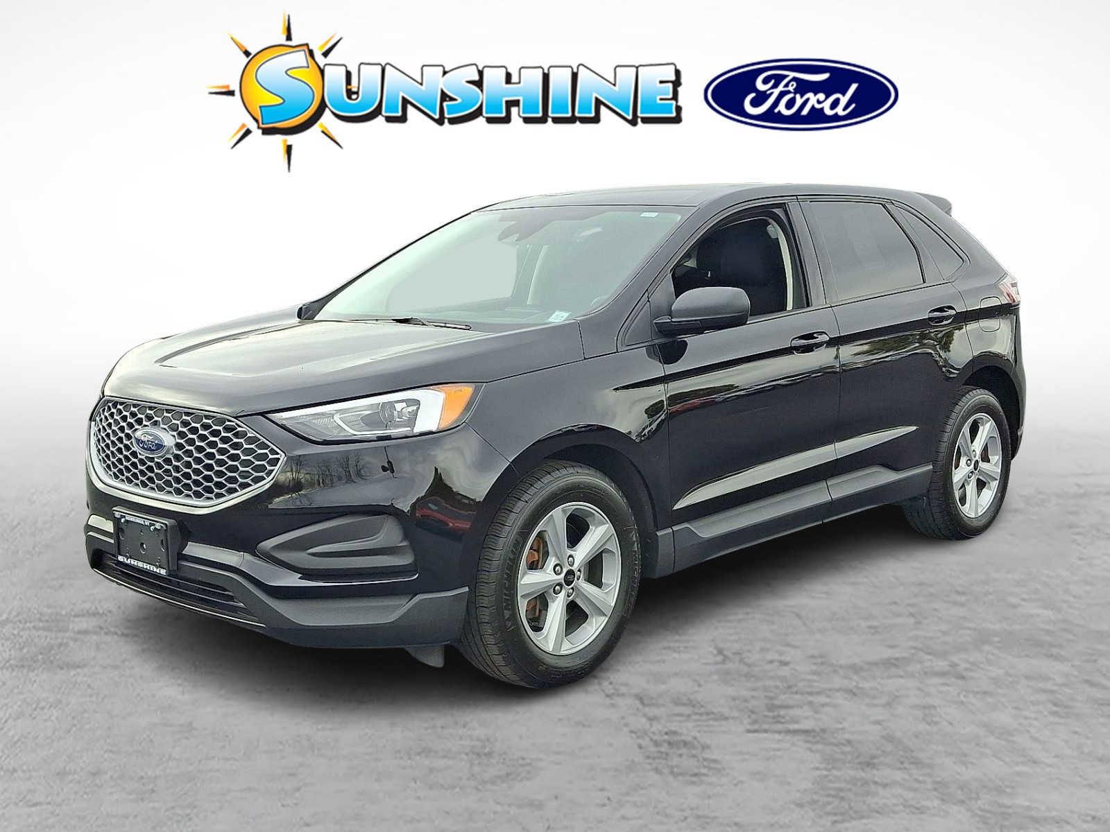 Certified 2024 Ford Edge SE image 3