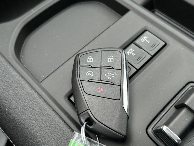 Used 2025 GMC Sierra 2500 Denali w/ Denali Reserve Package image 50