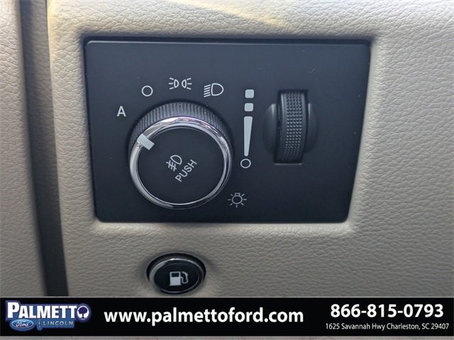 Used 2017 Jeep Grand Cherokee Limited w/ Luxury Group II image 25