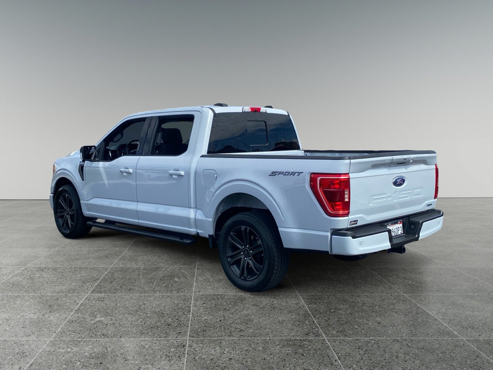 Used 2022 Ford F150 XLT w/ Equipment Group 302A High RWD image 3
