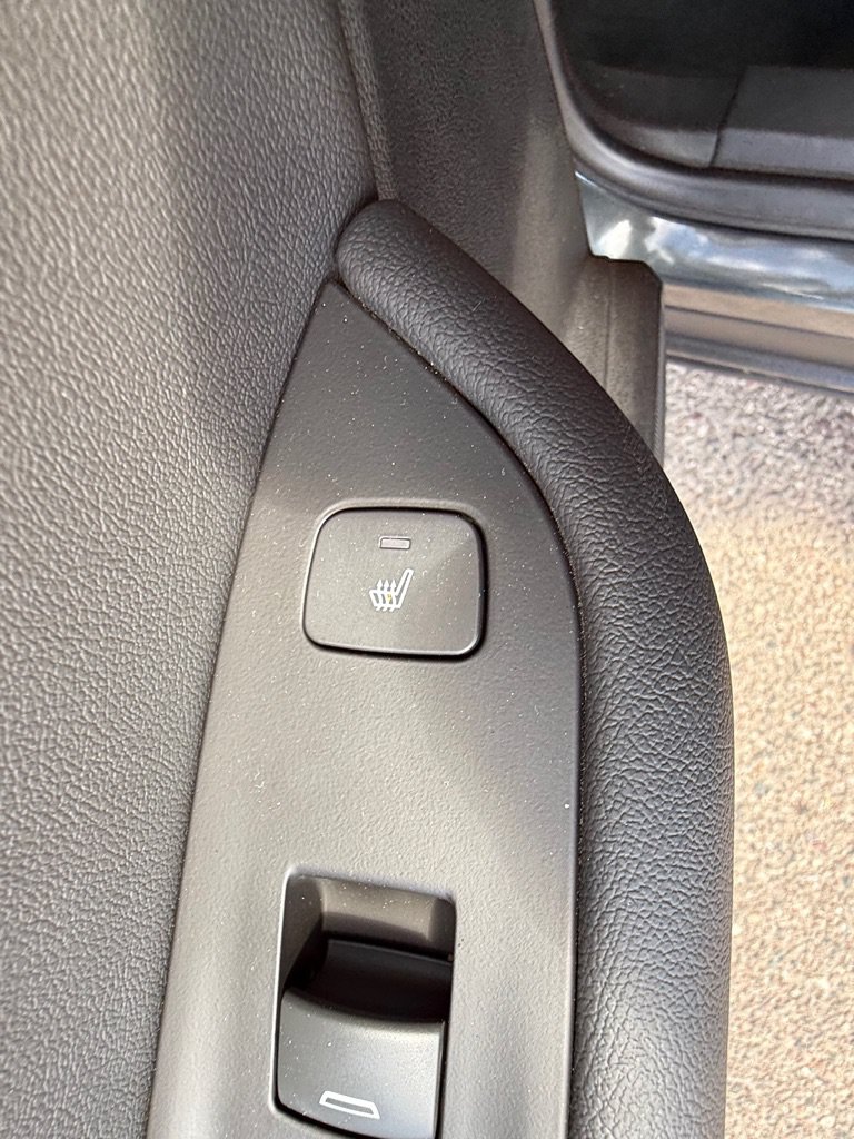 Used 2019 Chevrolet Blazer RS FWD image 25
