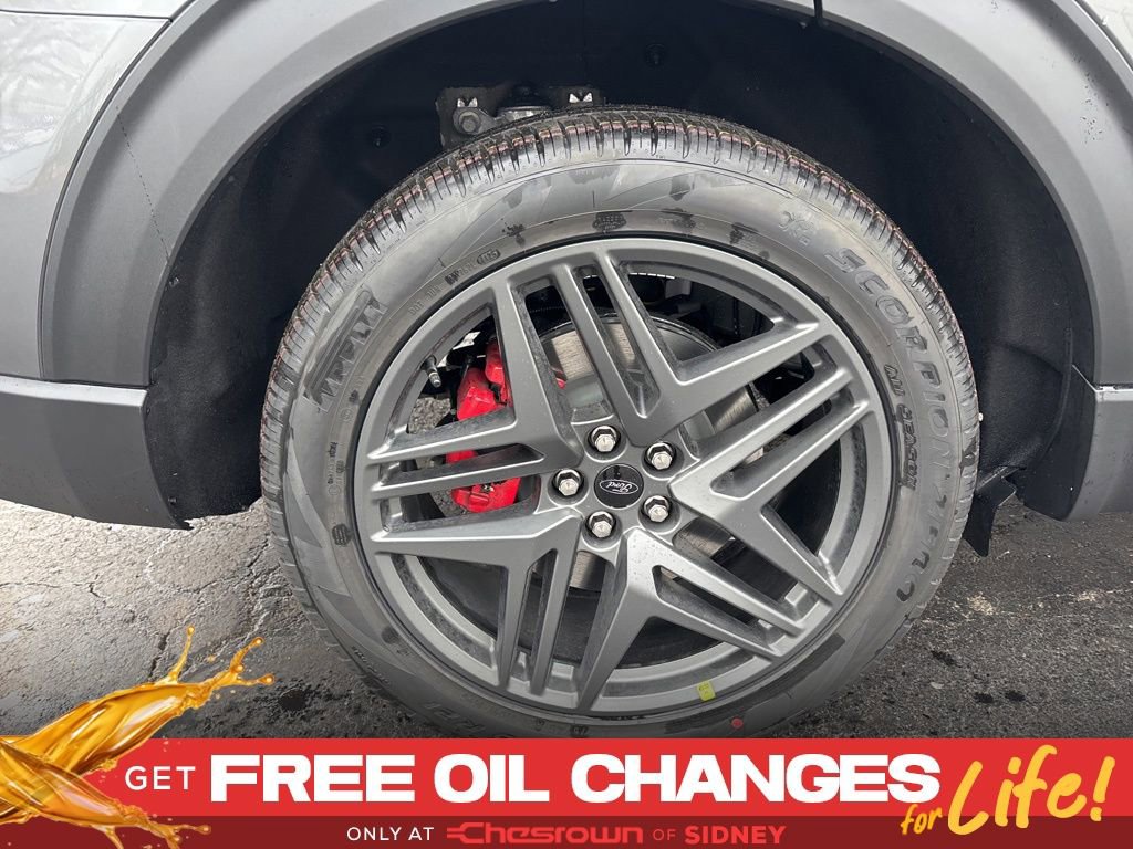 New 2026 Ford Explorer ST w/ Sun And Sound Package image 11