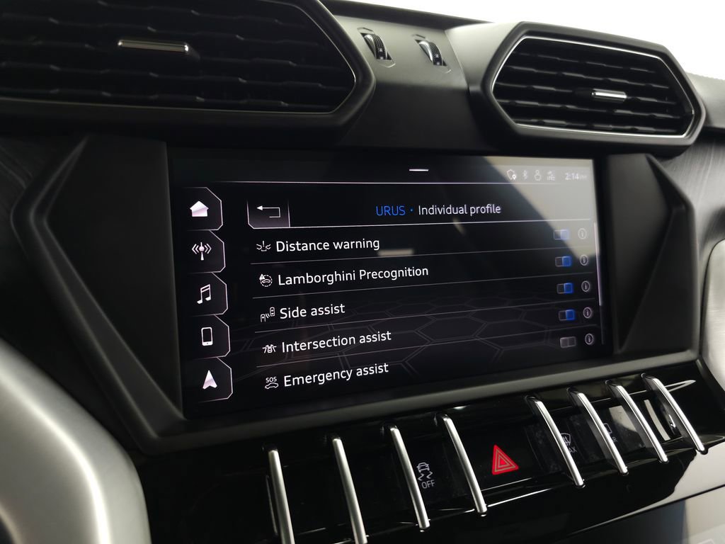 Used 2019 Lamborghini Urus AWD/4WD image 28