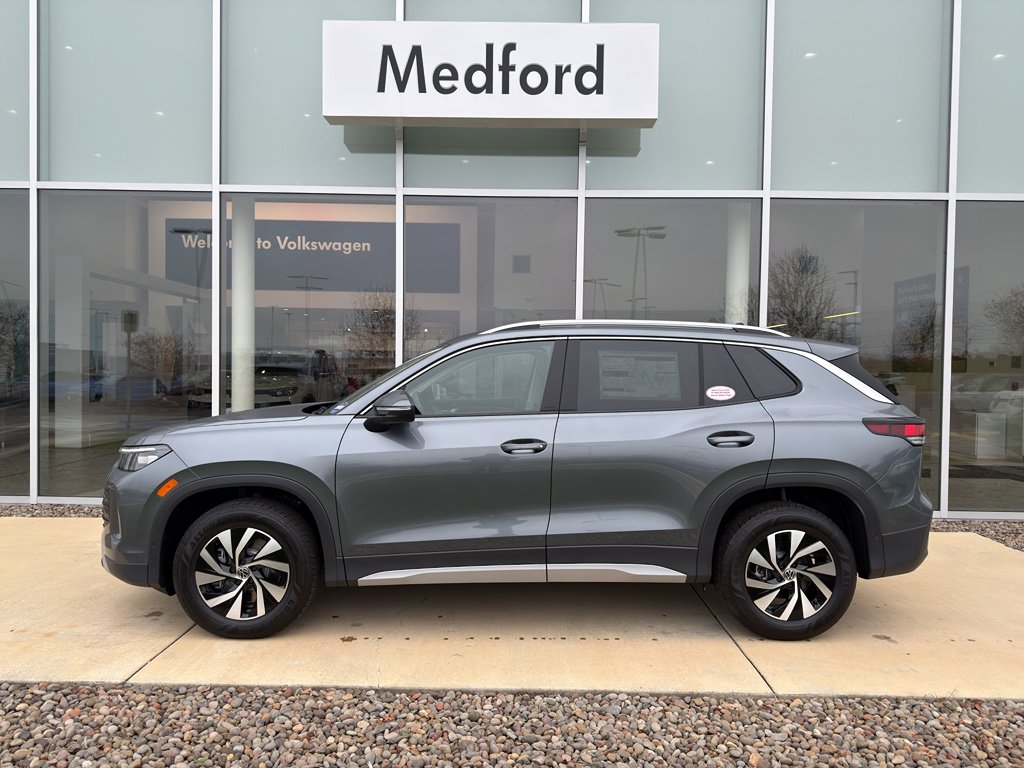 New 2026 Volkswagen Tiguan S image 2