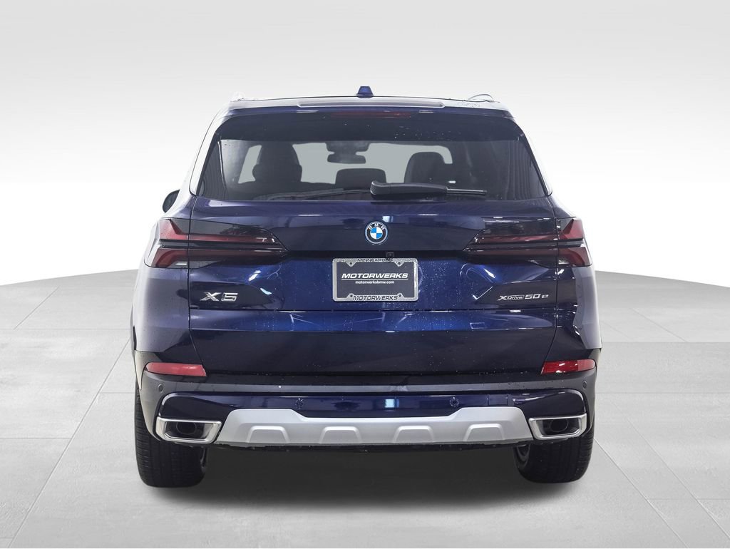 New 2026 BMW X5 xDrive50e w/ Climate Comfort Package image 4