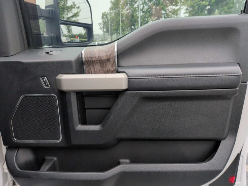 Used 2017 Ford F350 Lariat RWD image 10
