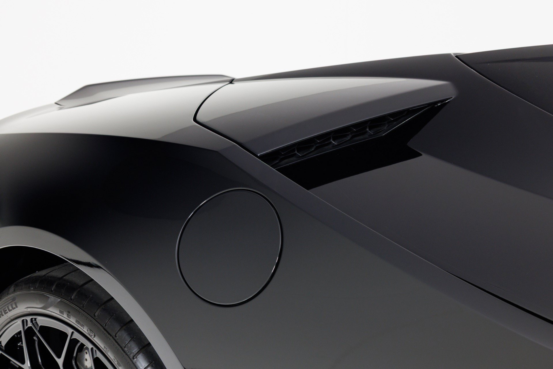 Used 2021 Lamborghini Huracan EVO RWD image 68