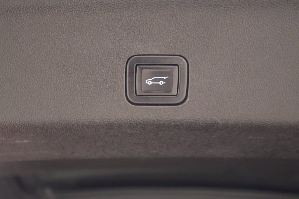 Used 2023 Chevrolet Tahoe High Country image 43