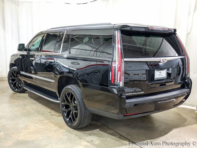 Used 2019 Cadillac Escalade ESV Premium Luxury AWD/4WD image 9