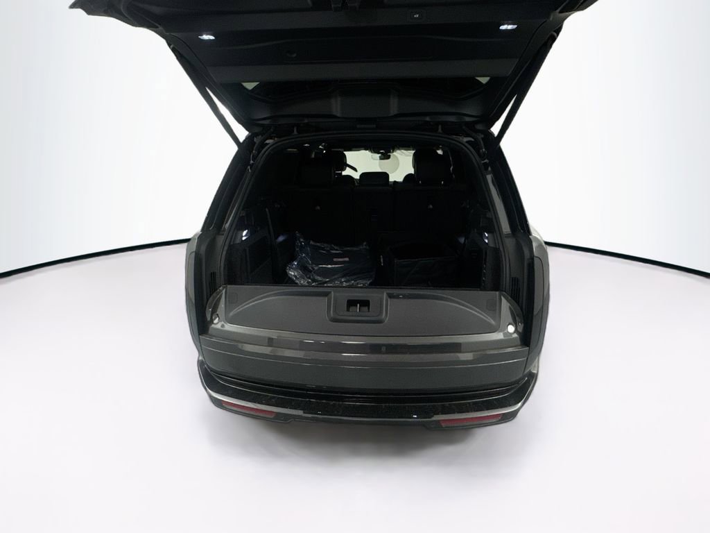 New 2026 Land Rover Range Rover Long Wheelbase SE image 25