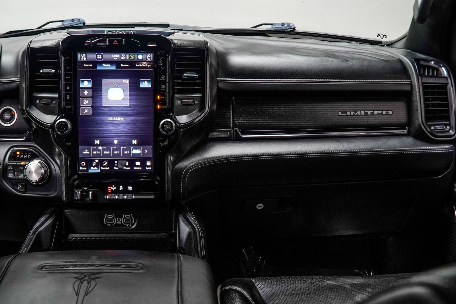 Used 2023 RAM 1500 Limited AWD/4WD image 16