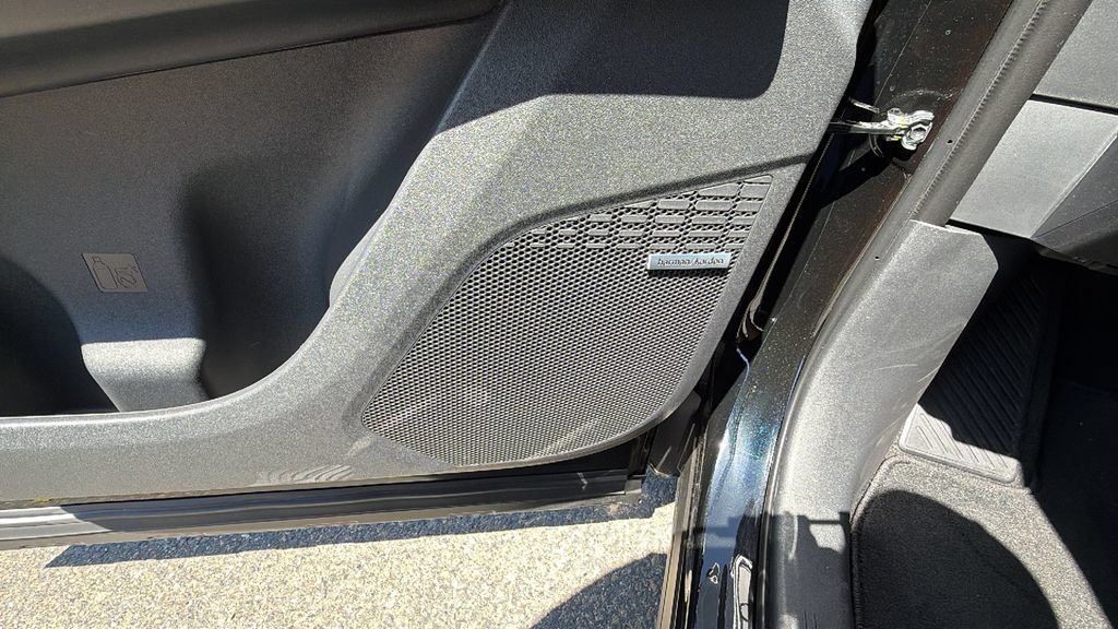 New 2026 Subaru Uncharted AWD image 21