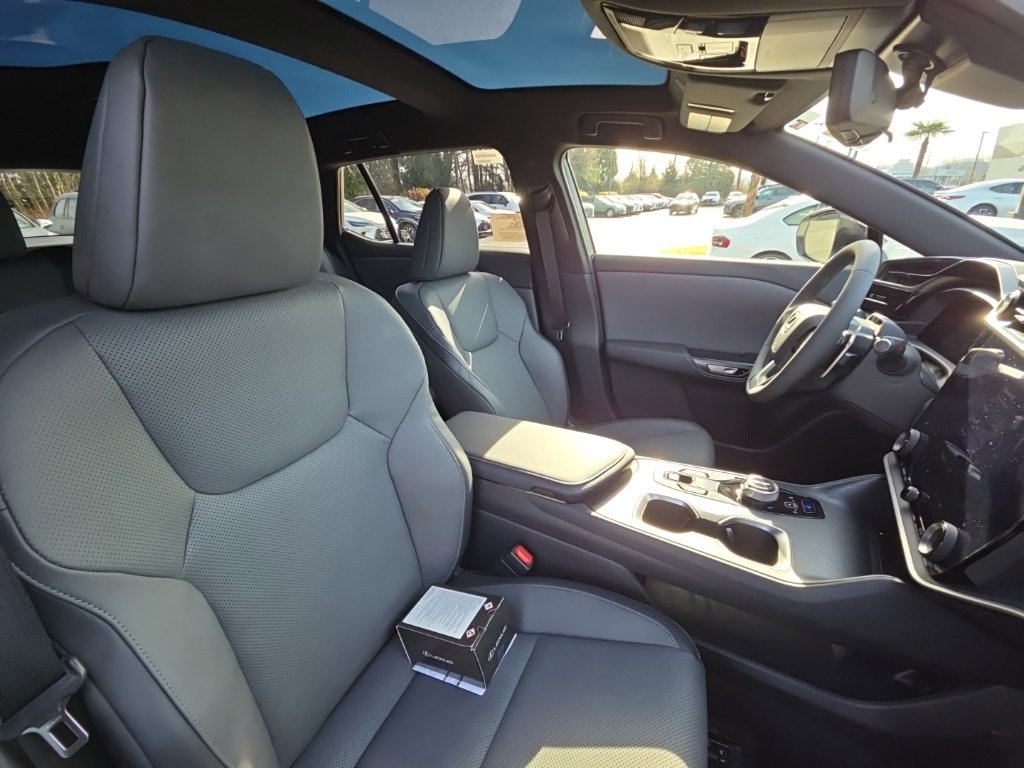 New 2026 Lexus RZ 450e AWD image 21