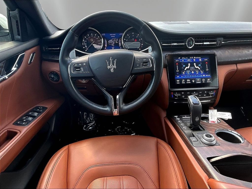 Used 2019 Maserati Quattroporte S Q4 AWD/4WD image 8