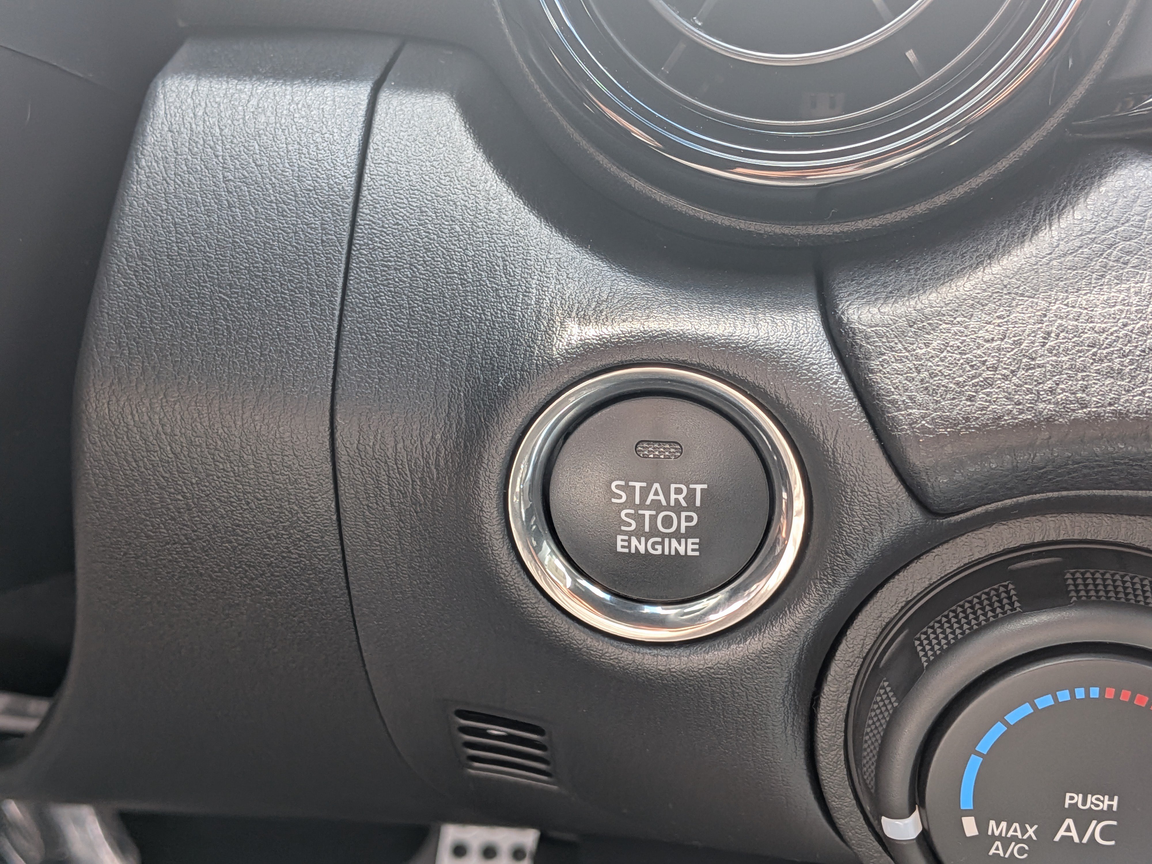New 2026 MAZDA MX-5 Miata Club w/ Interior Package RWD image 27