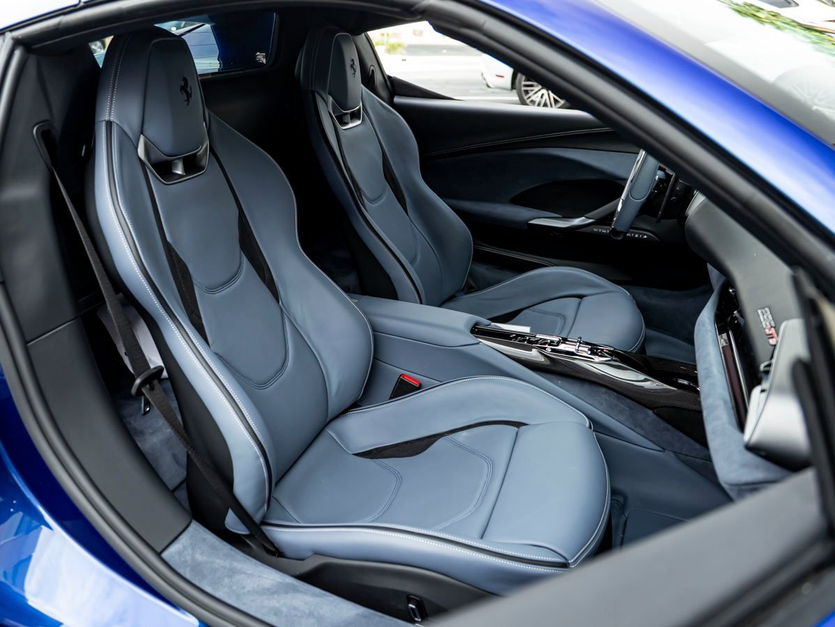 Used 2025 Ferrari 296 GTS image 21