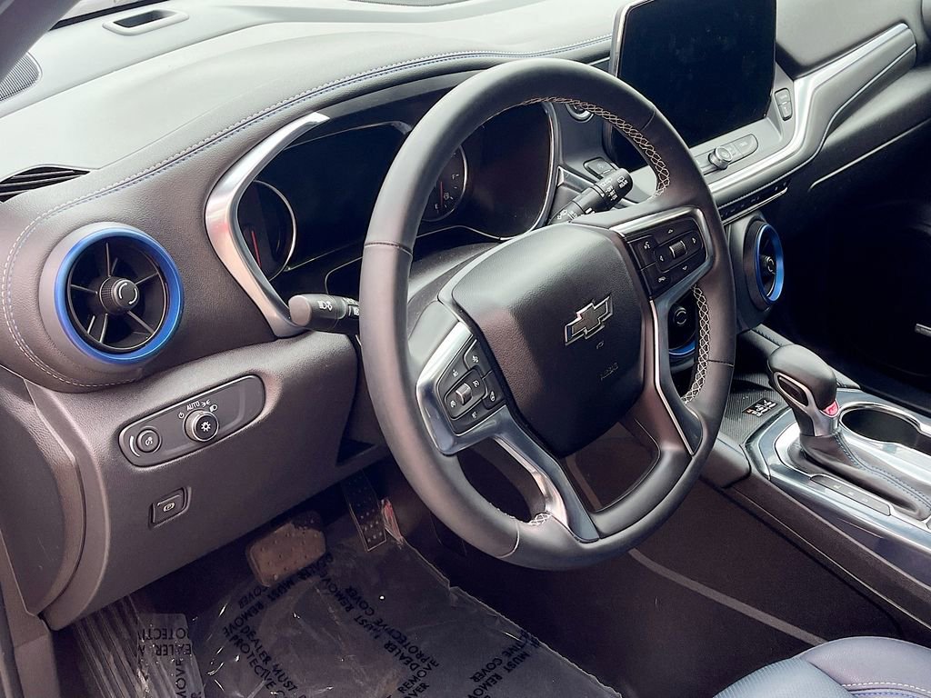 Used 2024 Chevrolet Blazer RS w/ Enhanced Convenience Package image 11