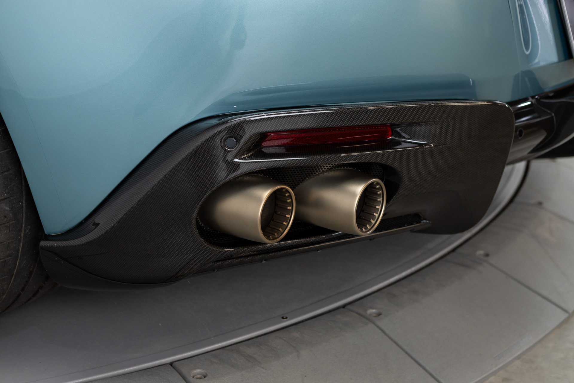 Certified 2024 Ferrari Roma Spider RWD image 89