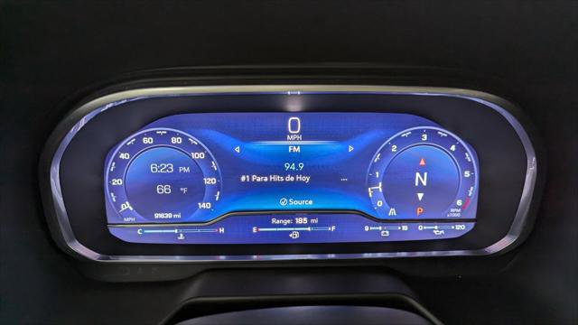 Used 2023 Chevrolet Suburban Premier image 28