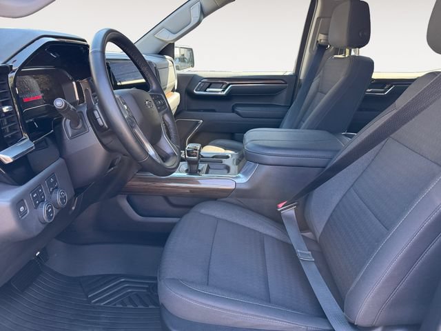 Used 2024 Chevrolet Silverado 1500 LT Trail Boss AWD/4WD image 9