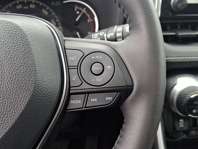 Certified 2025 Toyota RAV4 XLE w/ Convenience Package image 22