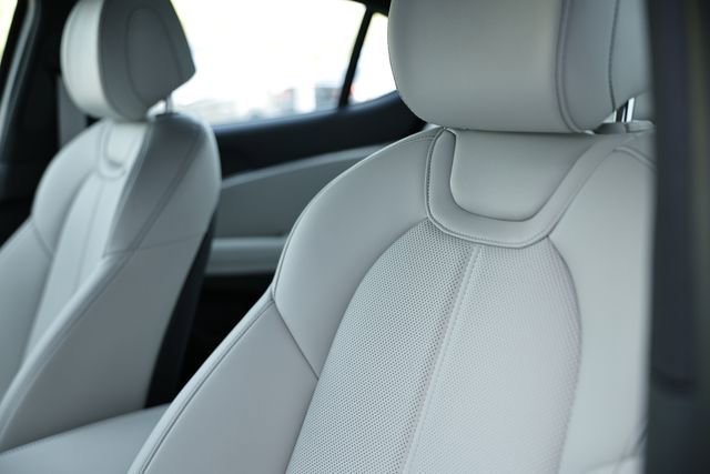 New 2025 Genesis G70 2.5T image 22