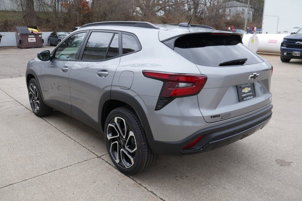 New 2026 Chevrolet Trax RS w/ Driver Confidence Package image 5