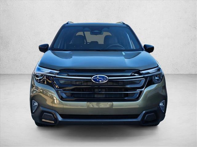Used 2025 Subaru Forester Touring image 2