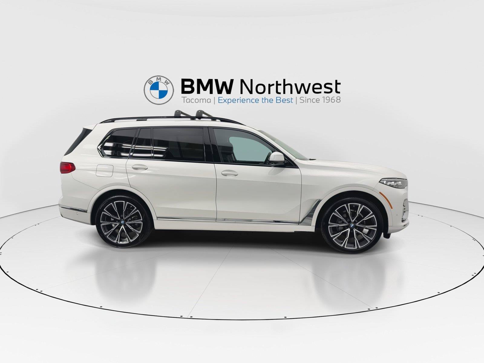 Used 2021 BMW X7 xDrive40i w/ Parking Assistance Package AWD/4WD image 5