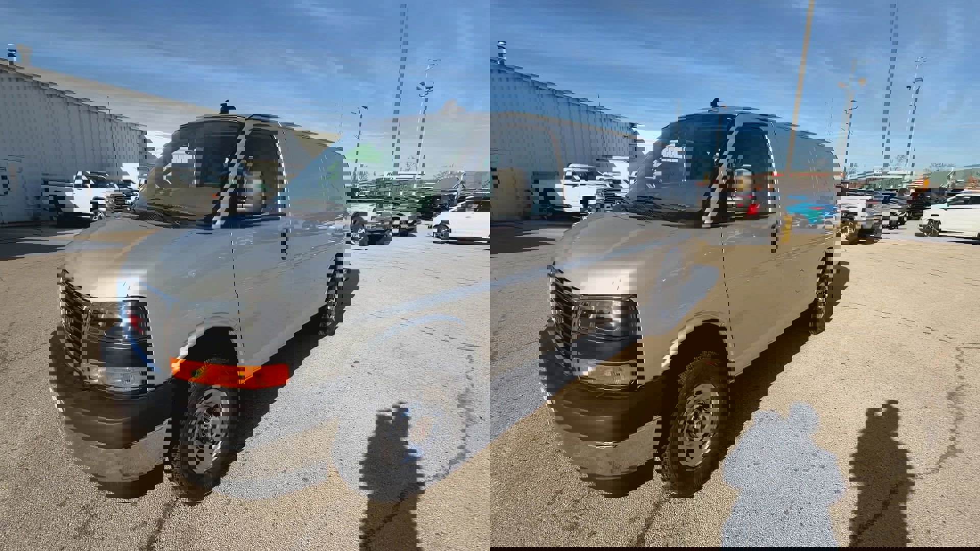 New 2025 GMC Savana 2500 image 4