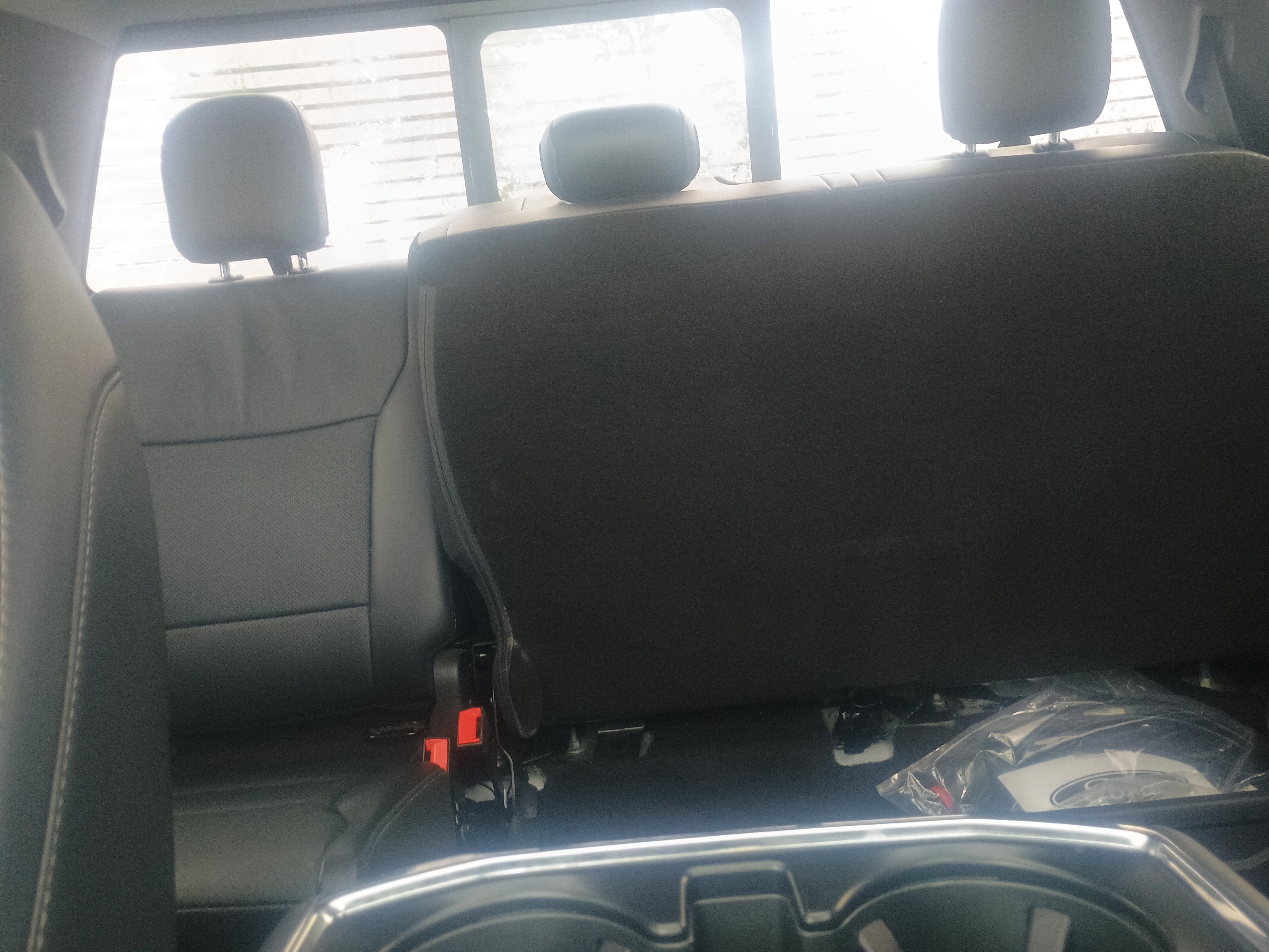 Certified 2021 Ford F150 Lariat w/ Equipment Group 502A High image 27