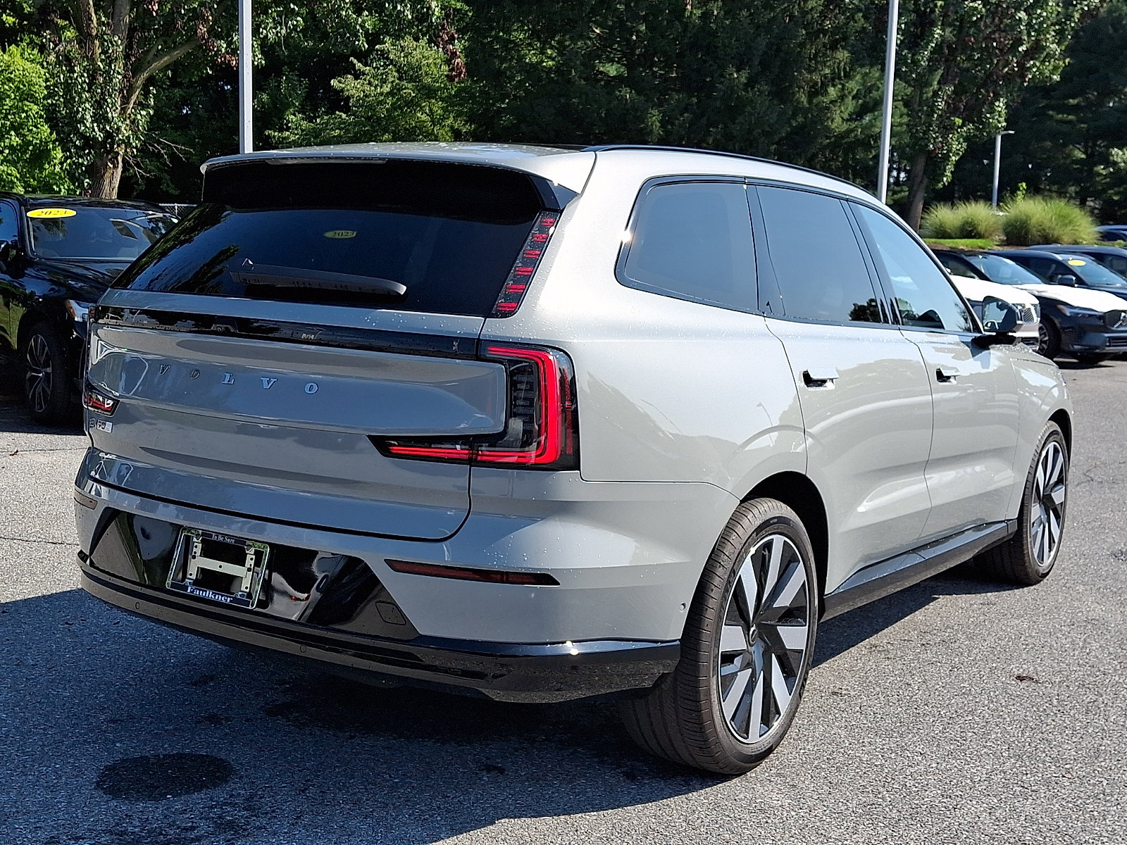 New 2026 Volvo EX90 Ultra AWD/4WD image 4