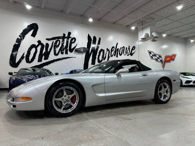 Used 2001 Chevrolet Corvette Convertible w/ Preferred Equipment Group2 RWD image 1