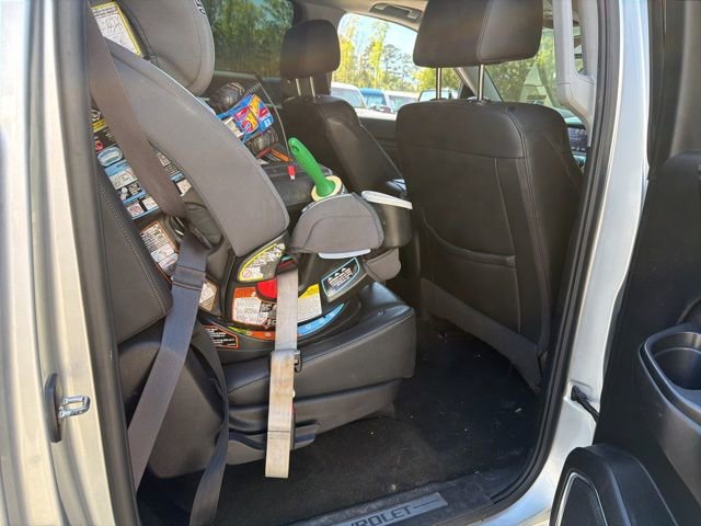 Used 2017 Chevrolet Suburban Premier image 10