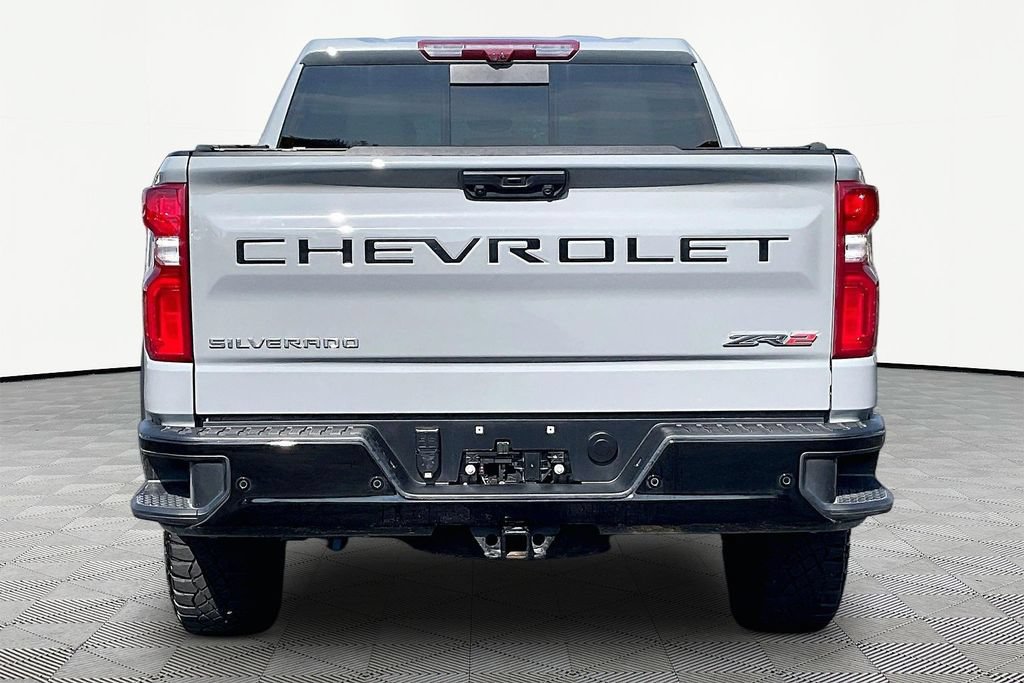 Used 2024 Chevrolet Silverado 1500 ZR2 w/ Technology Package AWD/4WD image 5