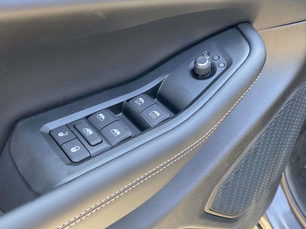 New 2026 Jeep Grand Cherokee Laredo X RWD image 15